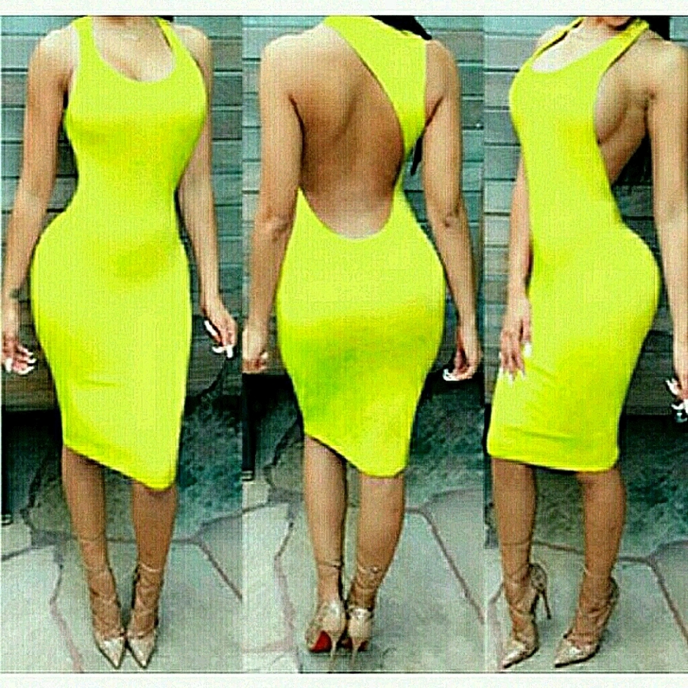💋BACKLESS O-NECK SIDE CUTOUT BODYCON DRESS!